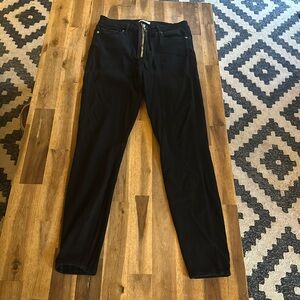 Good American Skinny Jeans